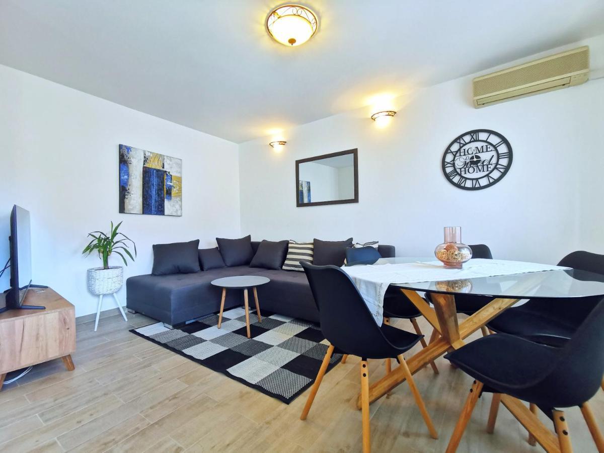 Apartments Doris スプリト エクステリア 写真