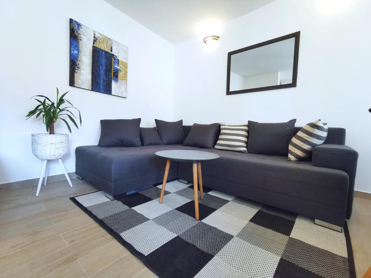 Apartments Doris スプリト エクステリア 写真