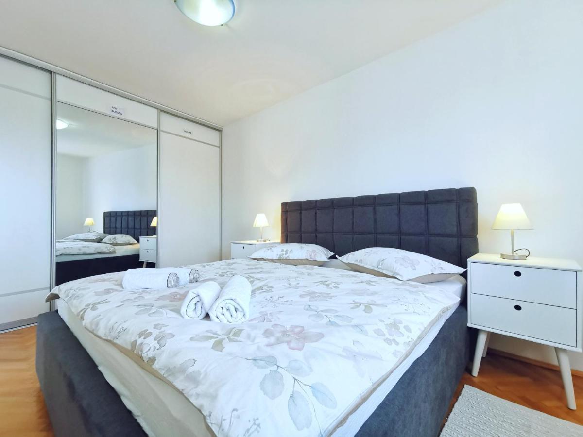 Apartments Doris スプリト エクステリア 写真